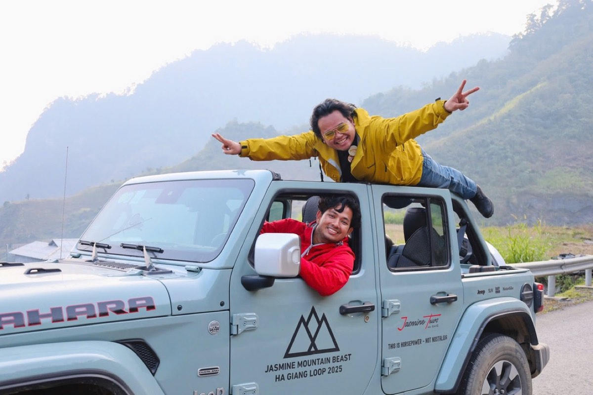 Jeep tour trên cung Hà Giang Loop của Jasmine Hà Giang